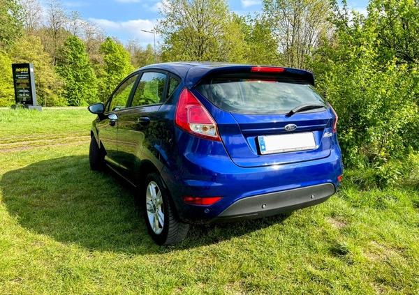 Ford Fiesta cena 31900 przebieg: 101000, rok produkcji 2015 z Sosnowiec małe 191